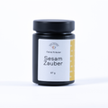 Opa Peters Sesam Zaubergewürz – aromatische Gewürzmischung mit geröstetem Sesam, Meersalz und feinen Gewürzen zum Verfeinern von Salaten, Reis, Gemüse und Dips.